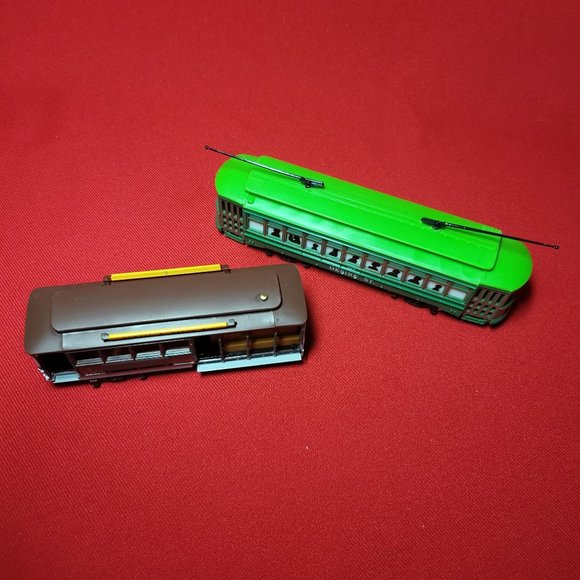 Classic Streetcars Set of 2 - Picture 11 of 12